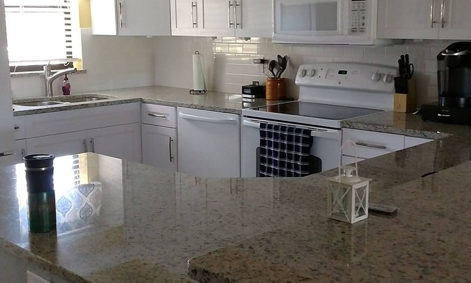 Naples Condo | Completly Redone Condo For 55 & Older