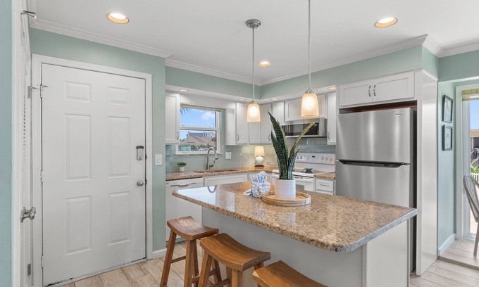 Holiday Isle Condo | Condo #1230 is a 2 Bedroom with Stunning Harbor Views and Free Beach Service!