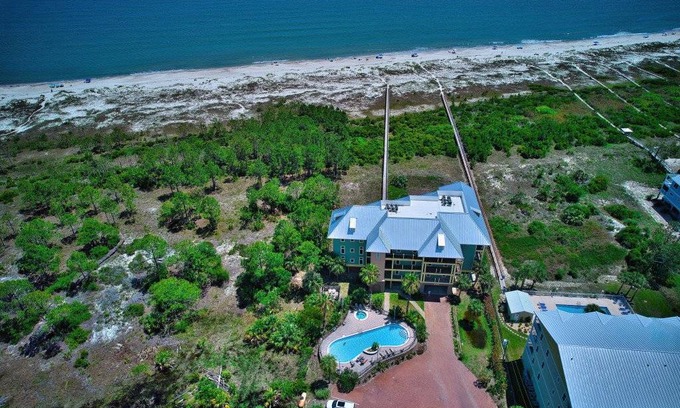 Cape San Blas Condo | Condo ∙ 2 bedrooms ∙ 4 guests