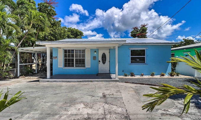 New Town House | Cozy Key West Beach Cottage: Walk to Beaches!