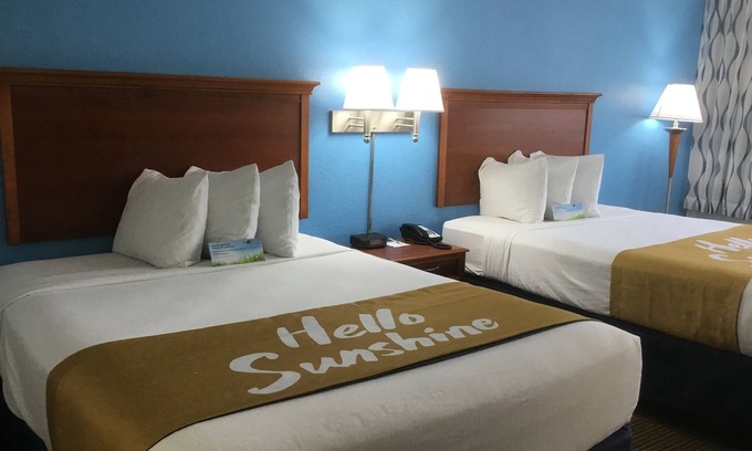 Tallahassee Hotel | Days Inn & Suites by Wyndham Tallahassee Conf Center I-10