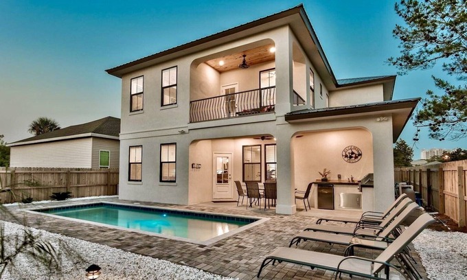 Frangista Beach House | Deja Blue: Private beach steps away, Golf cart, Heated pool, Bunk rooms
