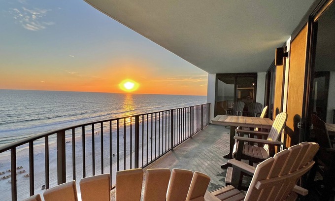 Thomas Drive Condo | Emerald Water & Sugar White Sand Awaits You! Beachfront Condo, Pool