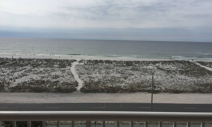 Pensacola Beach Condo | Enjoy late summer and early fall in Paradise. Don’t miss out- Reserve today!