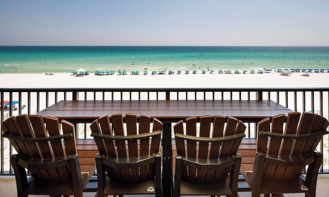 Fort Walton Beach Condo | ETW 4003 The Happy Shore:Enjoy the Ultimate Location with Breathtaking Views!