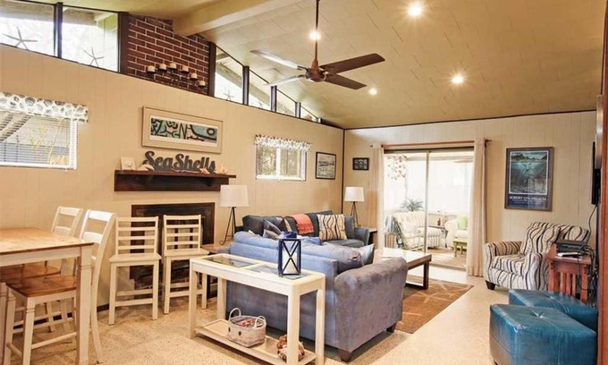 Crystal Beach House | Family Tides
