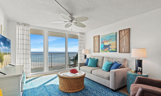 Gulf Lagoon Beach Condo | FREE BEACH SERVICE thru Oct 🏖️ Fall Dates Available🏝️Check out our reviews! 🌟