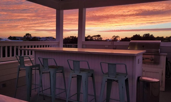 Santa Rosa Beach House | Golf Cart, 3 King Beds, Covered Rooftop Area, Half Mile to Beach!