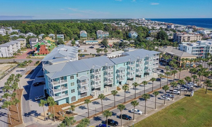 Gulf Place Condo | "Gulf Dreams" sleeps 6- Balcony View of the Gulf