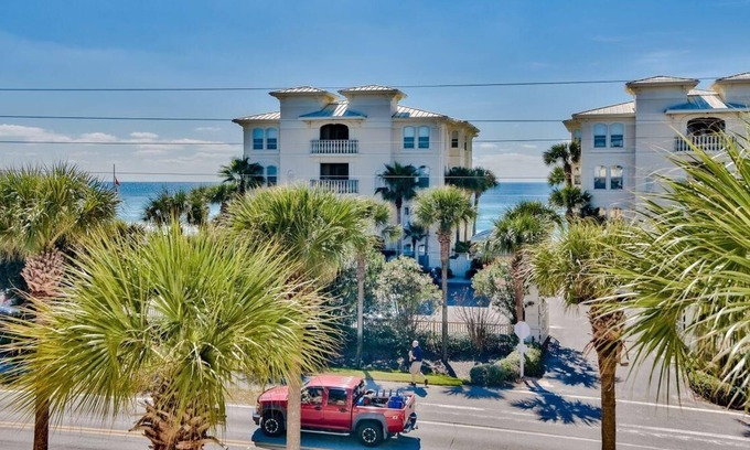 Gulf Place Apartment | Gulf View, Heated* Pool, Steps to Beach and Events - Auria’s Cove at the Inn at Gulf Place 30A