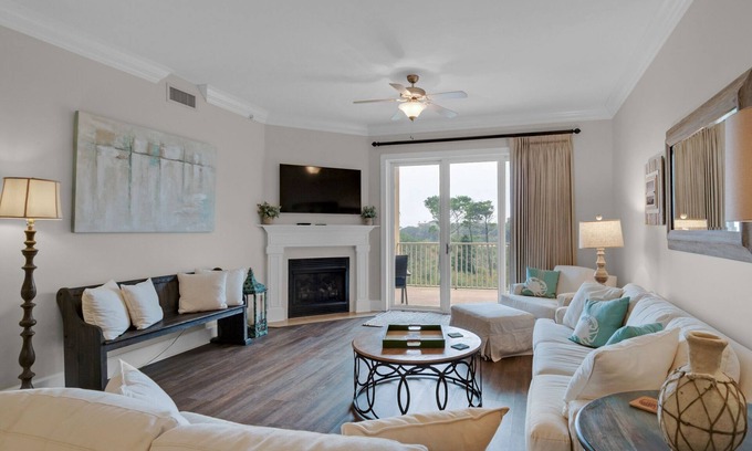 Santa Rosa Beach Condo | Gulf Views at Gorgeous Sanctuary at Redfish 2106