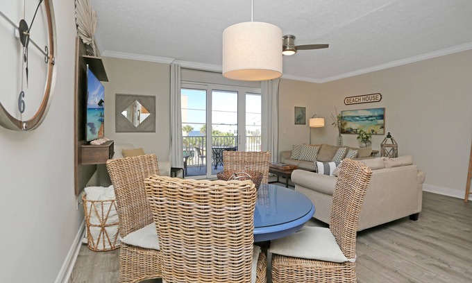 Mexico Beach Condo | Gulf Views, Mexico Beach Condo, Pool, Hot Tub ~ Summerhouse 209