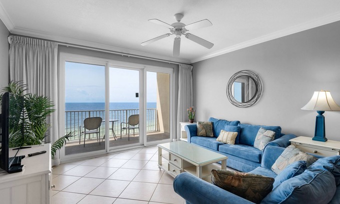 Long Beach Condo | GulfFRONT~Beach Access~Heated Pool/Grill~3BR Grandview East 502