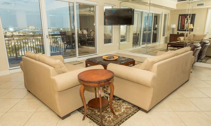 Holiday Isle Condo | Harbor Landing 902B