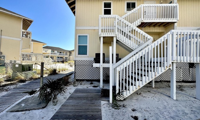Holiday Isle Condo | Hidden Cove - Unit 1118 on the Beachside!