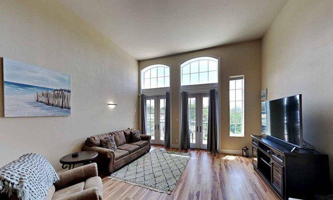 Seville Historic District House | Historic Aragon Executive Apartment