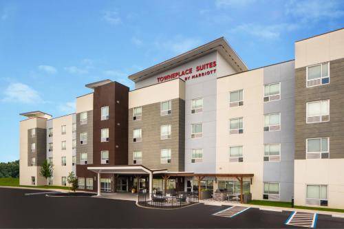 Northwest Pensacola Hotel | Hotel ∙ 2 guests