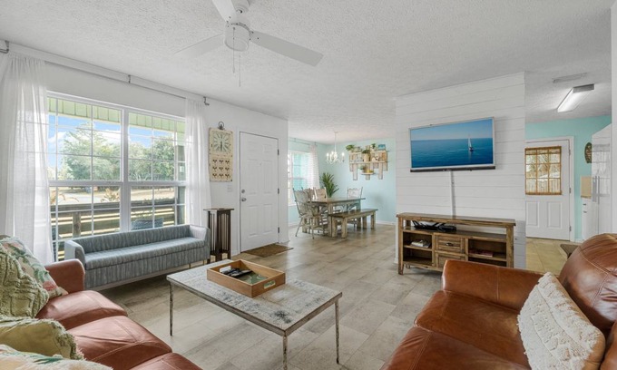 Kiska Beach House | House ∙ 3 bedrooms ∙ 6 guests