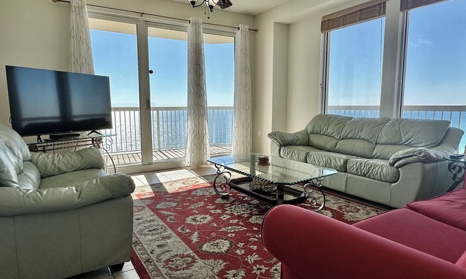Lower Grand Lagoon Condo | Incredible Penthouse Breathtaking Views WiFi Parking Garage 2 Pools & Spas Gym