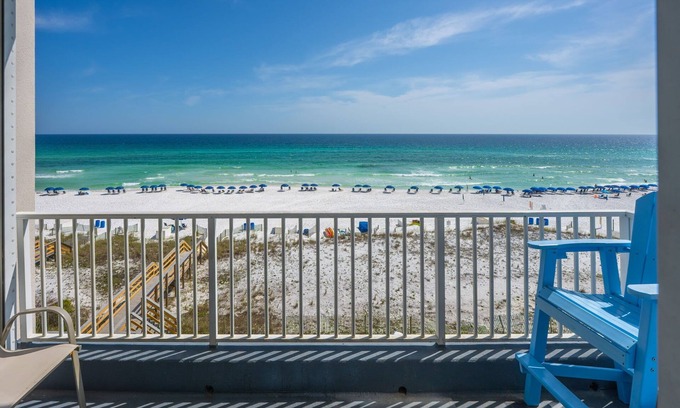 Crystal Beach Condo | Inn at Crystal Beach 408 | by Salt Water Vacations