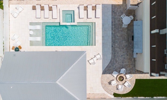 Laguna Beach House | "Laguna Sunset" | Ocean Views | Private Pool | Steps to the Beach