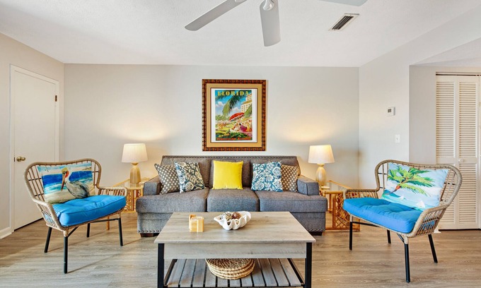 El Centro Beach House | Lakefront Getaway w/ a Shared Pool, Furnished Deck, Free WiFi, & Central A/C