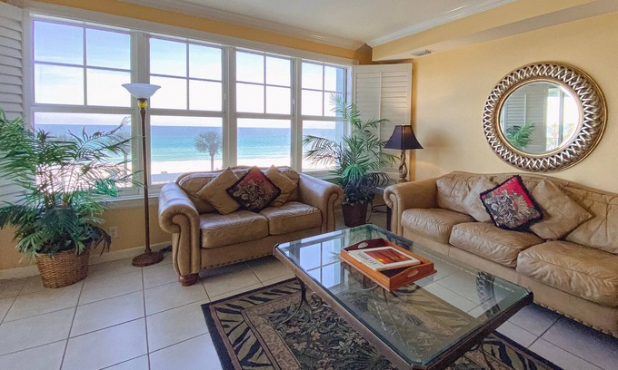 Silver Sands Beach Condo | Little Slice of Paradise-En Soleil-4 Bd/3Ba! Mesmerizing Views! Beach Chair Service Provided!