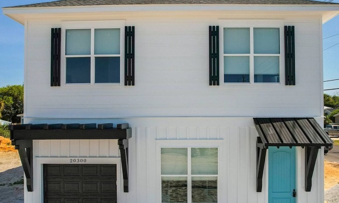 Laguna Beach Estates House | Location, Location, Location! Spacious home with private heated pool & extras!