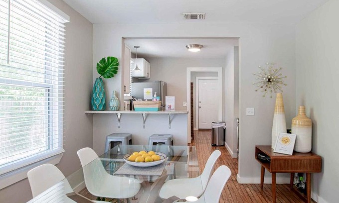 South Pensacola House | Modern Sunshine