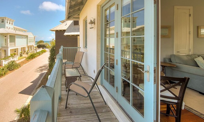 West Panama City Beach Apartment | Moreland Carriage House - Close to Beach & Playground! Free Bikes/Fitness/Tennis