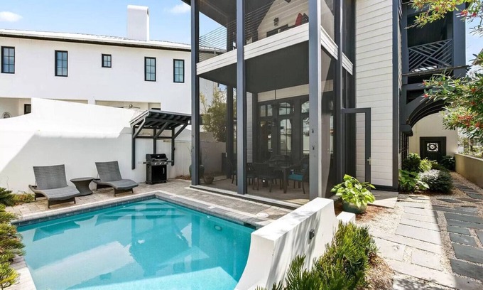 Rosemary Beach House | New! Heated Pool - 6 min walk to Beach - In Rosemary!