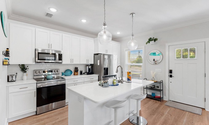 Riviera Beach House | NEW! Paradise Point ~ Luxury Home