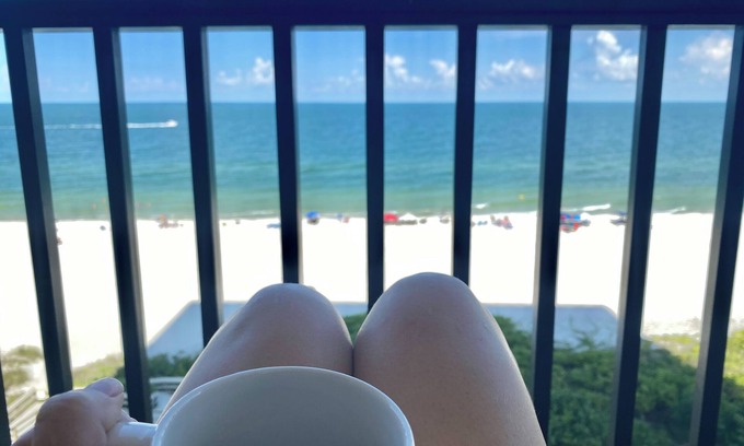 Marco Island Condo | 🦀 Newly remodeled Sea Winds 2+2 Beachfront Condo 180° ocean view, Weekly Rental