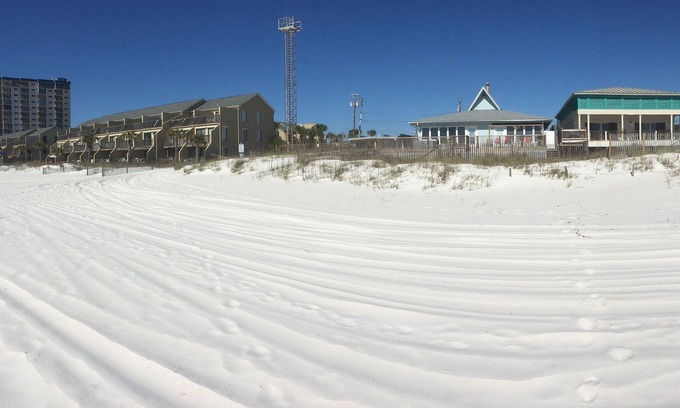 Biltmore Beach House | Newly Renovated 4/3 OCEANFRONT BEACH HOUSE HOTTUB +Private POOL