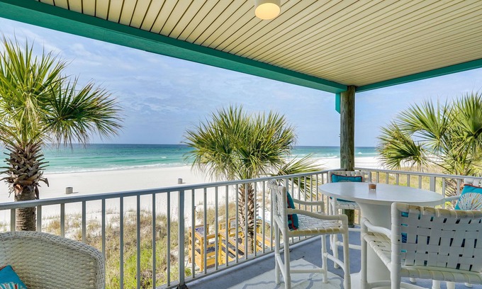 Biltmore Beach Condo | Oceanfront Panama City Beach Condo w/Balcony!