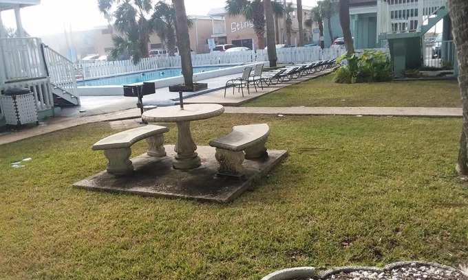Silver Sands Beach Apartment | Oceanna condo