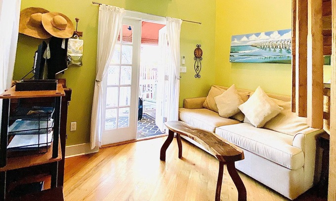Old Town Cottage | Old Town Key West Cottage in Bahama Village