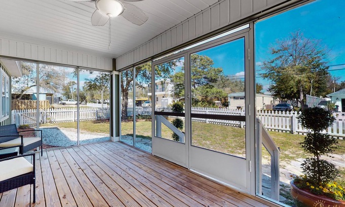 Fort Bay House | Pet-Friendly! / Golf Cart Available! / 1/2 Mile from Beach Access 84! / FLPCB80
