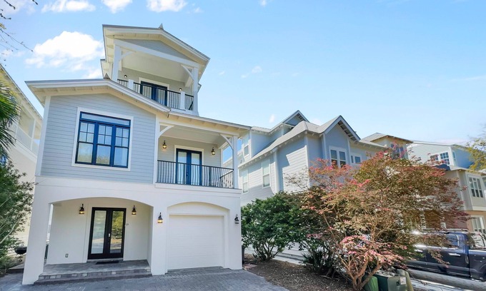 Inlet Beach House | "Pompano Palace" | Bike/Walk to Rosemary | Gulf Views | Community Pool