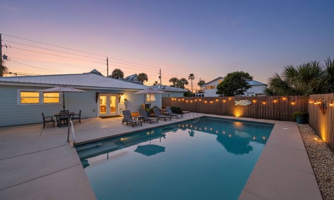 Laguna Beach Estates House | Private Pool | Steps To Beach | Fenced Backyard | FLPCB74
