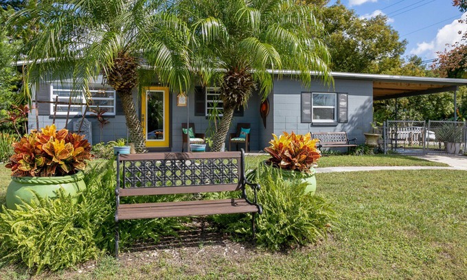 Orlando House | Quiet Cottage Retreat Near UCF