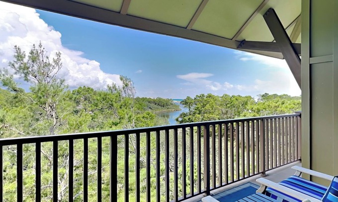 Santa Rosa Beach Condo | Redfish Village #M2-430 | One Block to Beach + Amenities