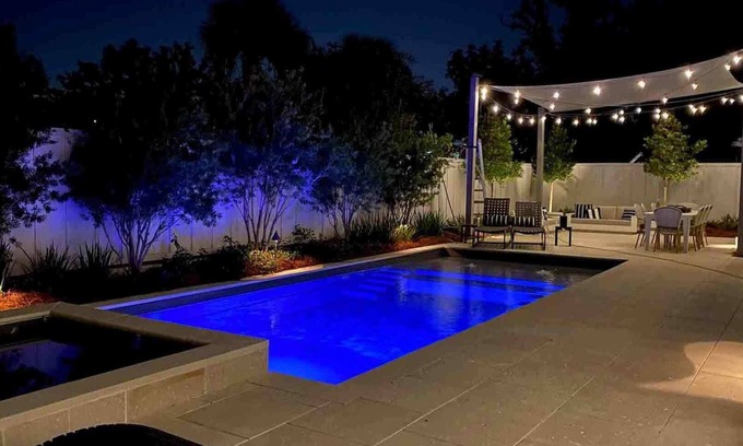 East Hill Apartment | Royal Hideaway - Monthly Stays, Executives, and Military! Summer Deals!