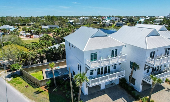 Laguna Beach Estates House | "Salty Kisses" Directly Across From Beach!