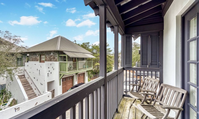 West Panama City Beach Apartment | Sea View Carriage House - Close to Beach/Coquina Pool/Main Street! Free Bikes, Fitness & Tennis!
