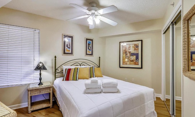 Fort Walton Beach Apartment | SeaCrest 315B condo