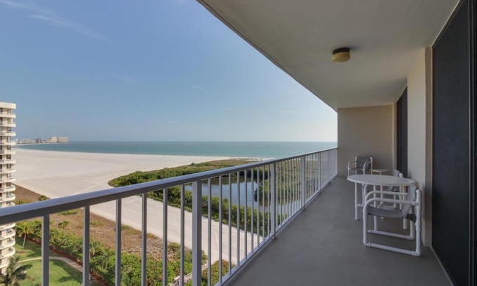 Marco Island Apartment | Seaview Court