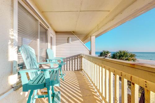 Sunnyside House | Shores 128 - Sunrise in the Surf