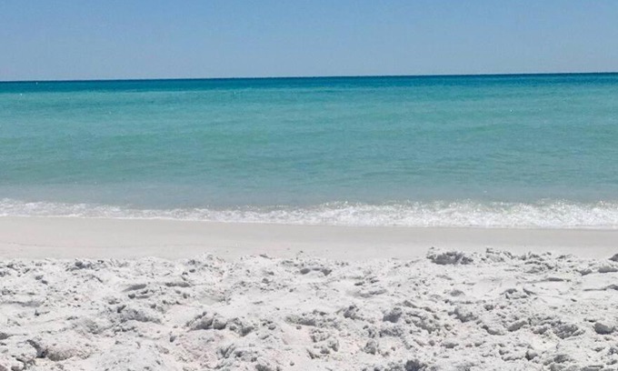 Biltmore Beach House | Short Walking Distance to Beach Paradise