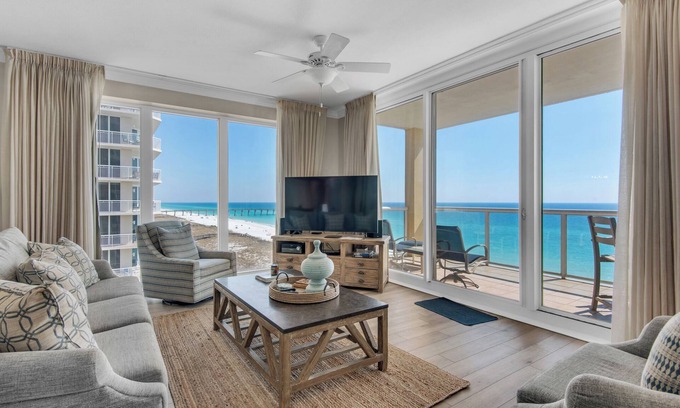Navarre Beach Condo | Sit Back and Relax | ๐ 3BR Condo with Gulf Views, Resort Pool, and Balcony
